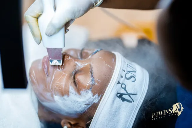 Soin de peeling du visage au P-TWINS BEAUTY SPA